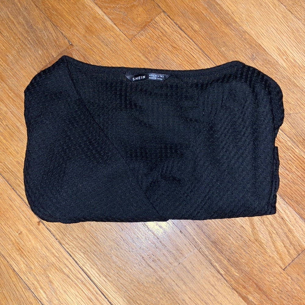 V Neck Cropped Sweater